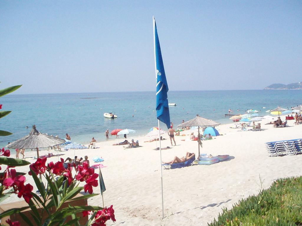 Esperia Hotel Пефкарі Екстер'єр фото
