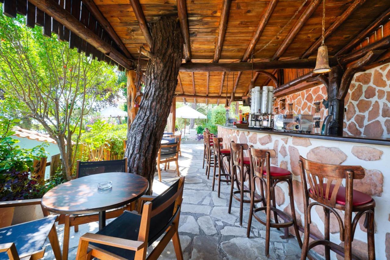 Esperia Hotel Пефкарі Екстер'єр фото
